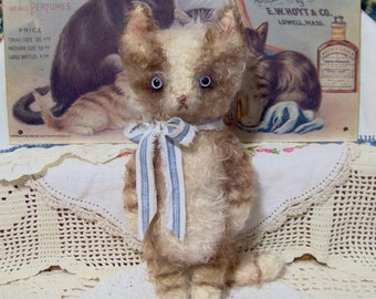 Cat Sewing Pattern: PDF Tabby Kitty Plush (6.5 Inches)