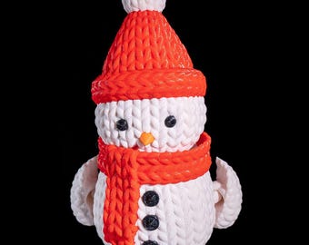 Movable Christmas snowman / Charming decorative figure with flexible arms and legs for a festive atmosphere