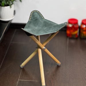 Three legged stool - Etsy 日本
