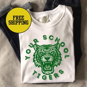 Kundenspezifisches Retro Tiger-Maskottchen-Hemd Schulfarben Tiger-Hemd Komfort-Farben zurück zu Schultiger-Fußball-Tiger-Basketball gehen Tiger-Hemd