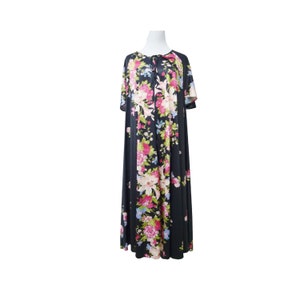 CW Classics . black floral print trapeze dress . medium