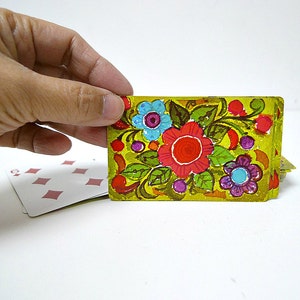 1960 vintage playing cards . 1 set image 1