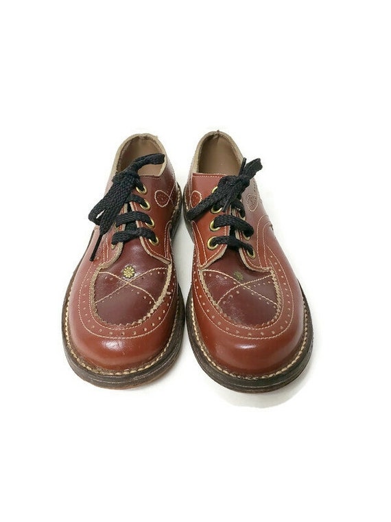 60s 70s kids 2-tone leather shoes . kids 9.5 - 10 - image 4