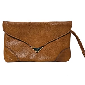 70s Don Quixote brown leather wristlet / envelope clutch bag