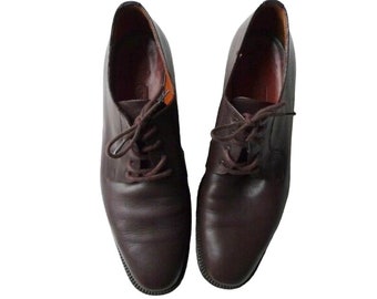 Coach brown leather lace up shoes . size 8M . made in Italy