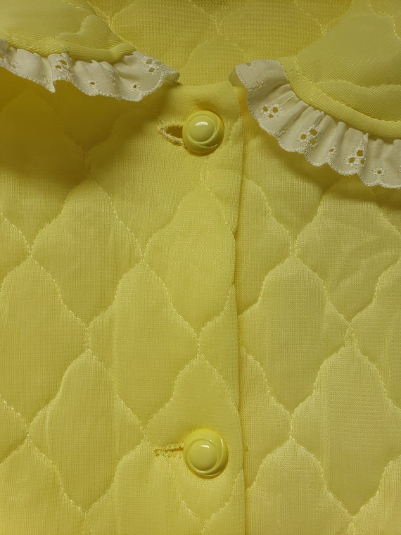 60s - 70s Montgomery Ward quilted evening robe . … - image 7