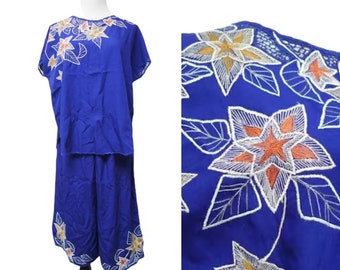 80s Star Flowers embroidered blue blouse and Culottes .  M - L