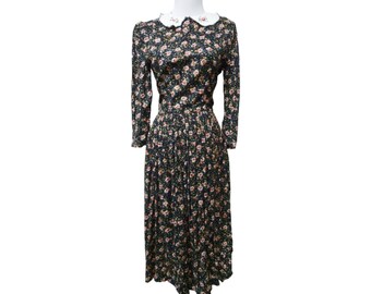 Passports of Pier 1 Imports . floral print long sleeve rayon dress . small . made in India