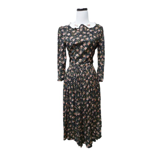 green emerald velvet dress Rayon Embroidered Flared Calf Length Dress Rangita