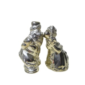 1999 Lenox Kirk Stieff Collection Santa & Mrs. Claus Kissing pewter Salt and Pepper Shaker
