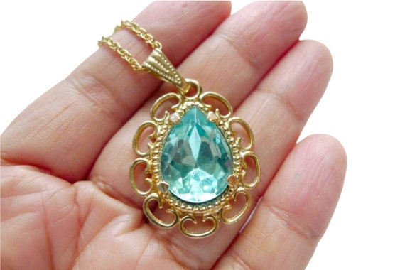 Blue green glass pendant and gold tone chain - image 3