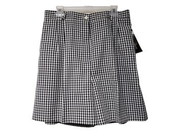 Deadstock! 90s Requirements black and white gingham high rise pleated shorts . size 14