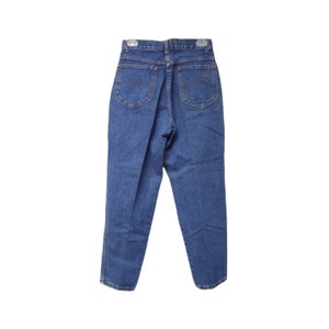 Chic . 80s  90s high waist blue denim jeans . size 10 petite . made in USA