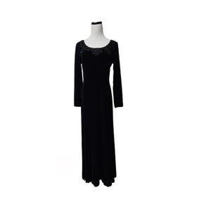 90s J.R. Nites Petites by Caliendo beaded neckline black velvet long sleeve dress . size 12P