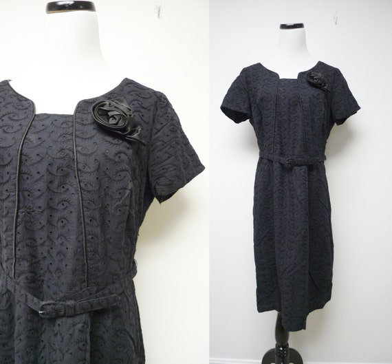 1950s black eyelet dress and skinny belt . bust 42