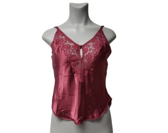 80s - 90s Chantilly Maidenform burgundy lacy cami top . size 34 . made in USA . Union Made