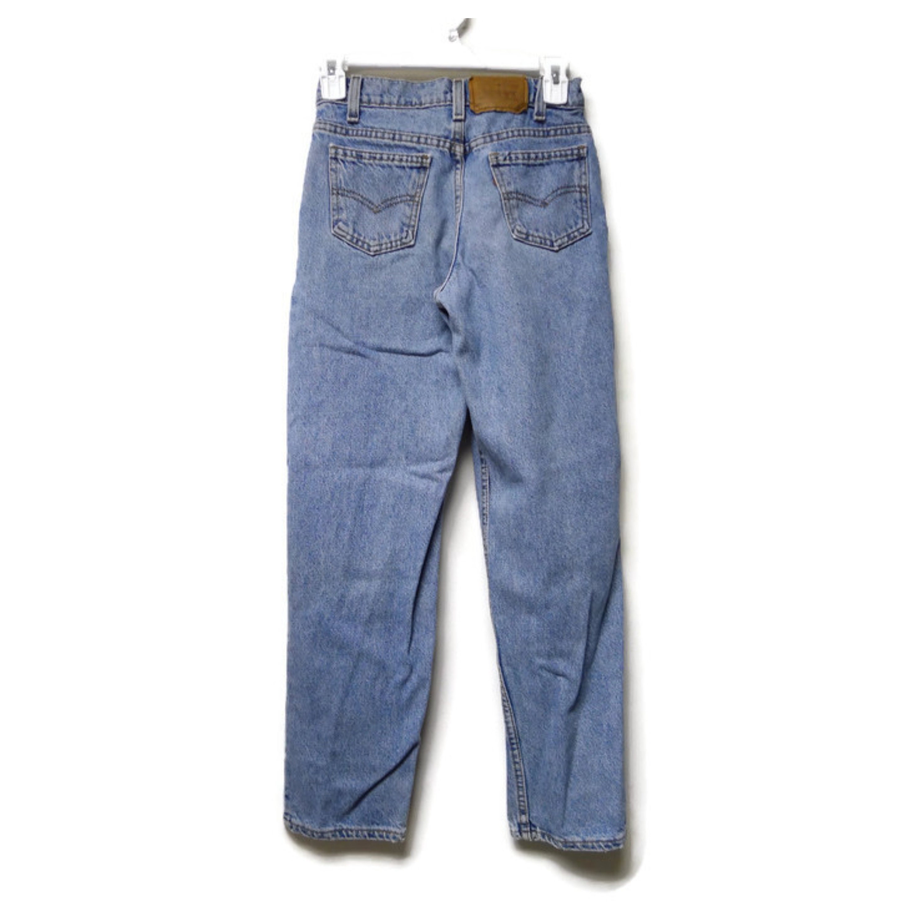 relaxed fit tapered leg levi's
