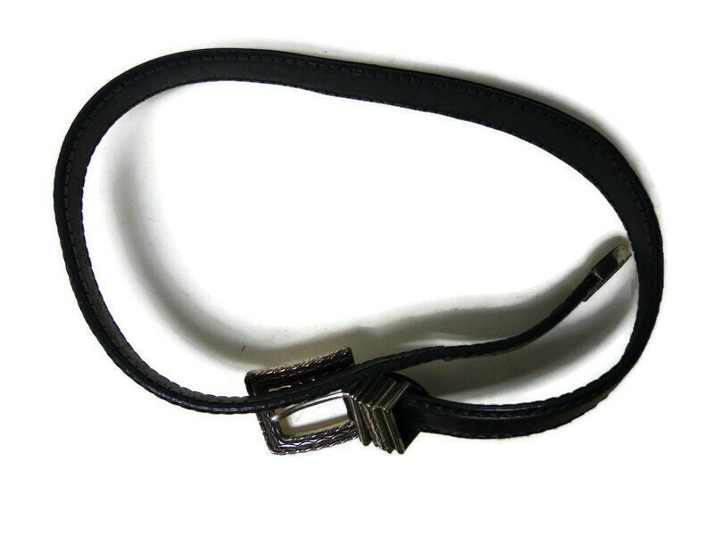 1996 black genuine leather skinny belt . medium 1996 Black Genuine Leather Skinny Belt . Medium - Etsy New  main image 3