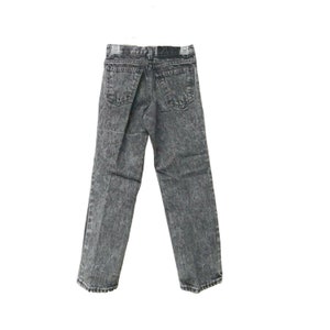 80s acid washed high rise jeans . waist 21&quot; . fits kids size 8