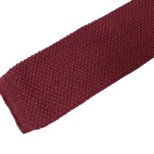 70s Hunting Horn burgundy knitted square tip woven necktie . made in USA