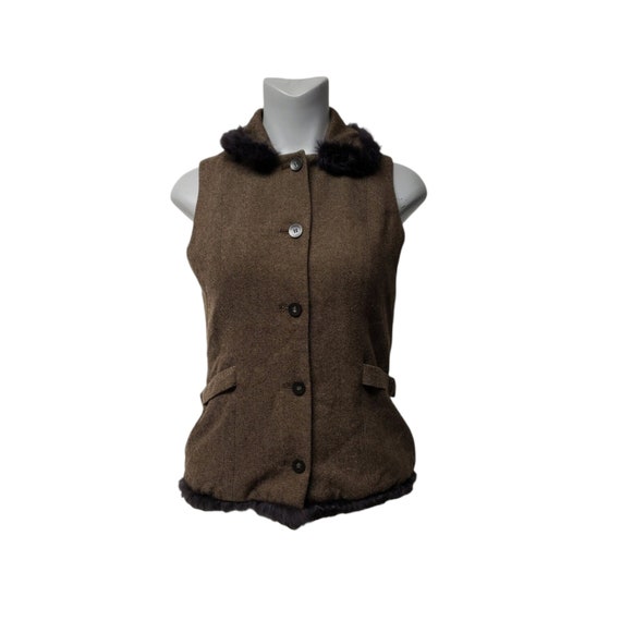 90s - 00s Jones Wear fur trim sleeveless blouse .… - image 1