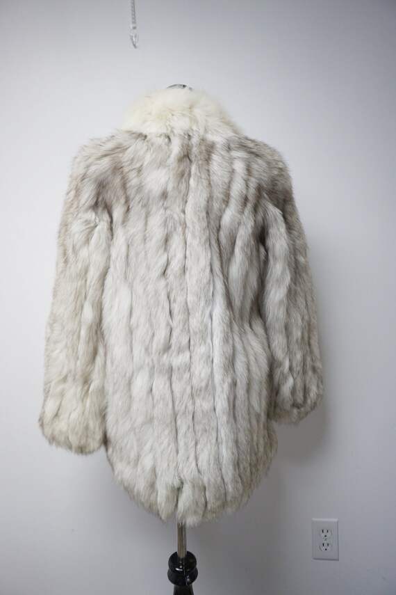 Saga Fox fur coat . 38" bust . fits Small - image 4