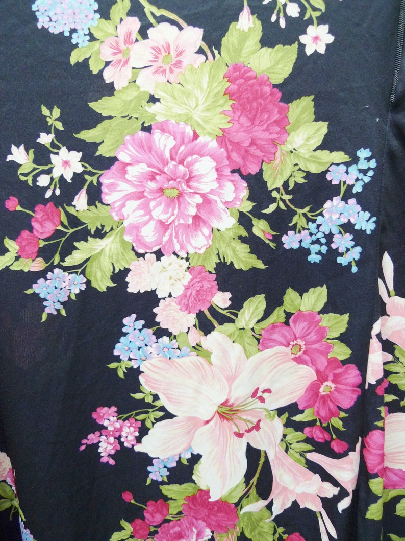 black floral print trapeze dress medium CW Classics