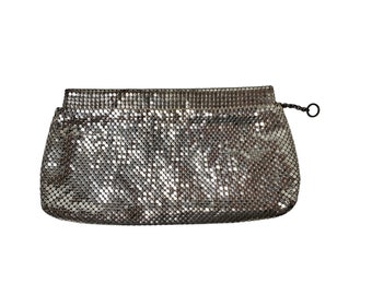 50s - 60s Whiting and Davis brass flat mesh small clutch / wallet