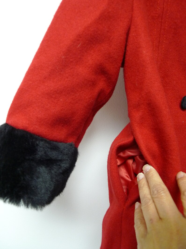 Stephanie Mathews Kids girls size 4 black and red wool and faux fur trim hooded double breasted coat