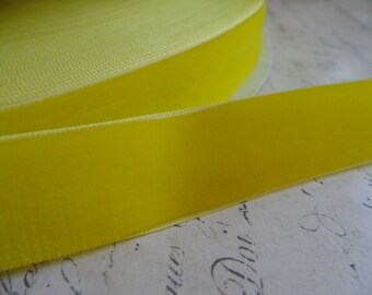 7/8 inch Key Lime Velvet Ribbon