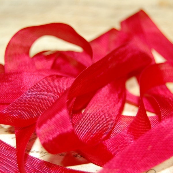 Ruby Red Vintage Seam Binding Ribbon