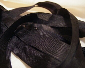 Onyx Black Vintage Seam Binding Ribbon