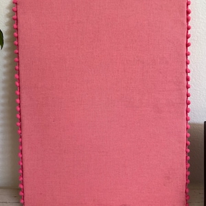 Pink Pom Pin Board, Pin Trading; Pinboard, Pin Display, Pin Board, CUSTOMIZEABLE, Theme Park, Travel Keepsake, Cork Board, Pinning Board