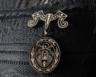 Mourning Brooch Memento Mori Lasercut Acrylic Gothic Skull