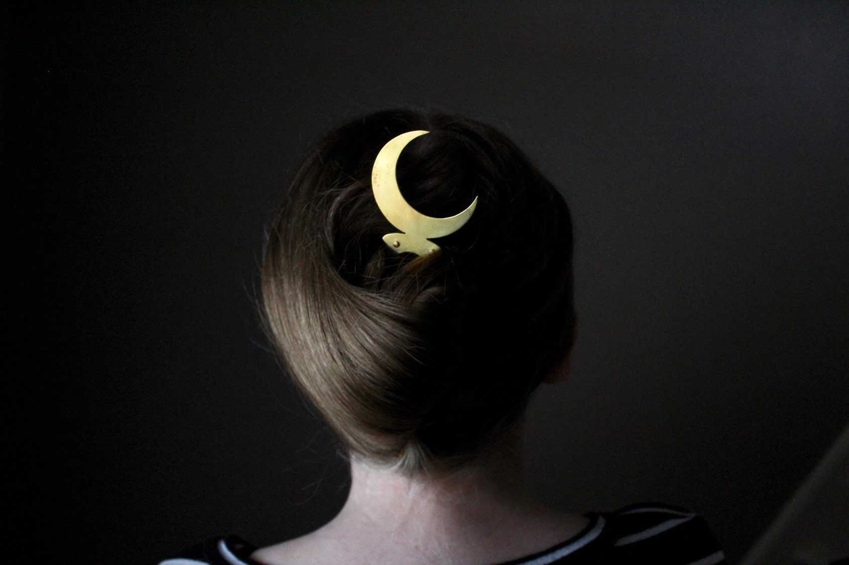Full man in the crescent moon night stars sky hair pin pick stick repro Victorian brass accessory pick CH-MOON-1