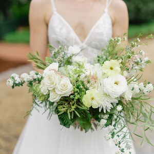 DIY Garden Style Wedding Bouquet, Digital Guide, Garden Wedding Bouquet