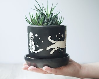 Space Cats Planter - plant pot with drainage + saucer