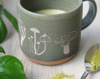 Mushroom Collection Mug engraved pottery