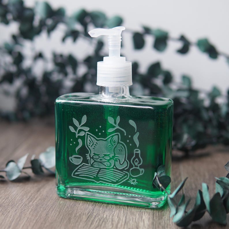BreadandBadger Book Cat Soap Dispenser - Thumbnail 5
