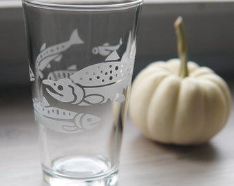 Sockeye Salmon Etched Pint Glass featuring Fish Engravings