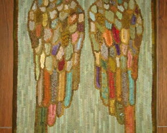 ANGEL WINGS rug hooking hooked pattern on primitive linen