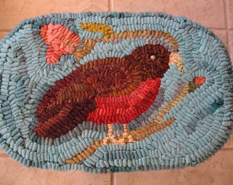 Robin rug hooking hooked pattern on primitive linen