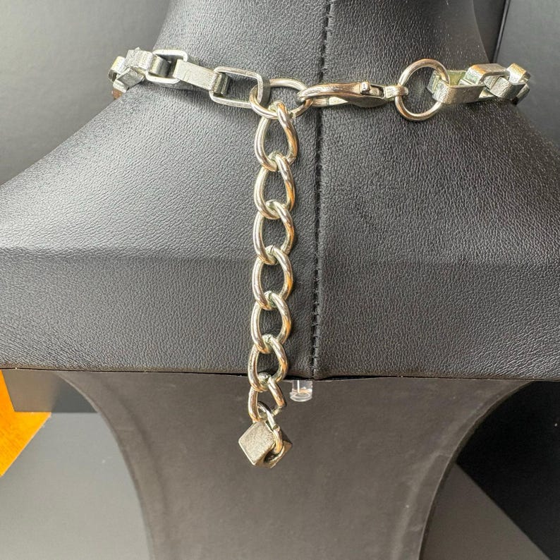 Anthropologie Pam Hiran Chunky Pendant Necklace Statement Necklace 14"/2" image 3