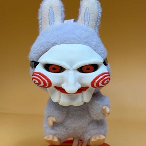Labubu billy the puppet  - desk decor - gaming setup - collectibles - saw movie- statues triangle - bust collection - horror - Halloween
