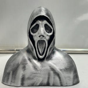 Ghostface models - desk decor - gaming setup - collectibles - gifts - statues - bust collection