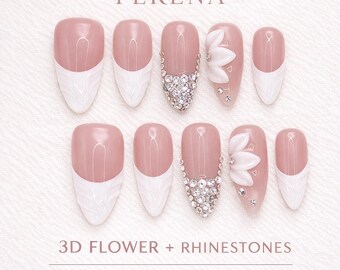 Ongles à fleurs 3D Ferena avec strass | Ongles roses nude à pointe française | Ongles en forme d'amande | Ongles réutilisables faits main | Ongles De Mariée