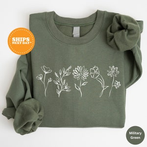 Flower Sweatshirt, Wildflower Sweatshirt, Floral Graphic Tee, Shirt for Plant Lover, Botanical T-Shirt, Minimalist Shirt