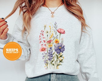 Womens Floral Sweatshirt, Wildflower Sweatshirt, Mothers Day Gift Shirt, Flower Sweatshirt, Gift for Her, Flower Lover Shirt, Botanical Tee