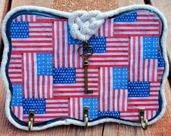 Wood Key Holder Rack Hooks for Wall US Flags Heart Love Knot