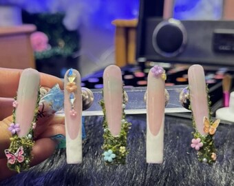 Trendige Moos Schmetterling Strass Glam French Tip Press ons (handmade & wiederverwendbar)